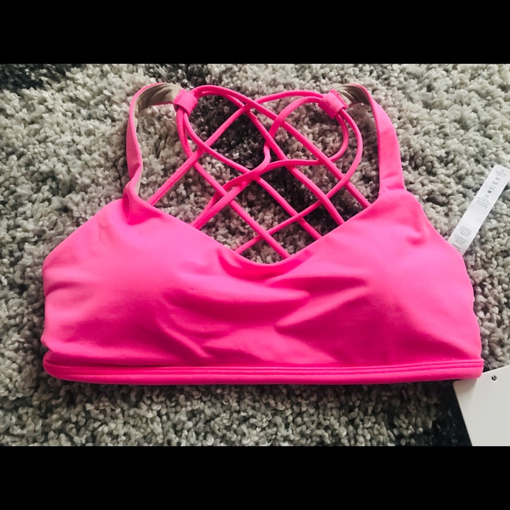 Lululemon free to be wild bra pink size 6